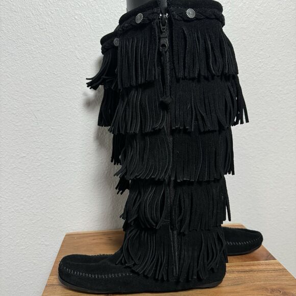 VTG MINNETONKA Suede Black Leather Fringe Mid Calf Moccasin Boots Sz 7 Festival - Picture 4 of 7